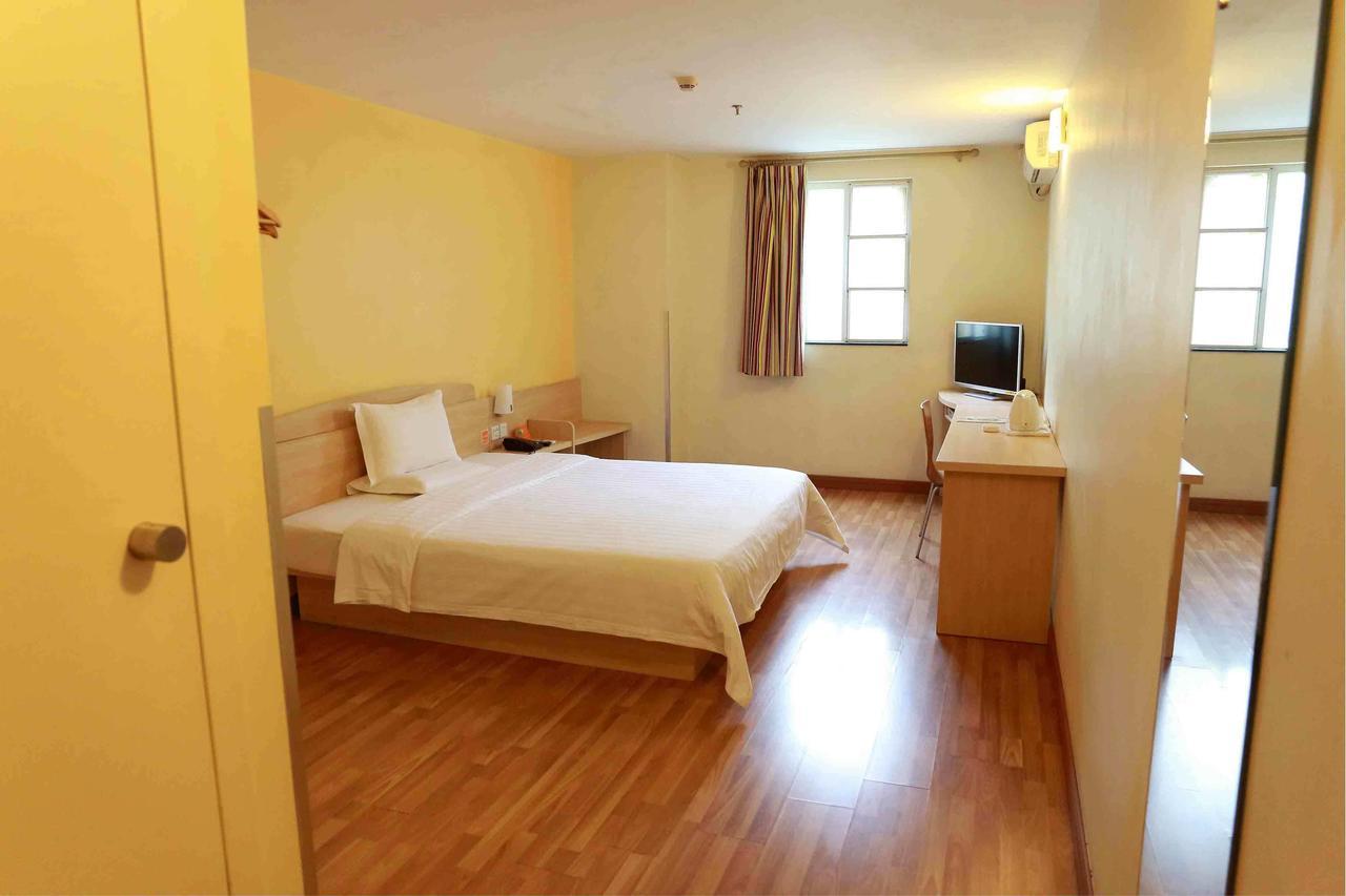 7 Days Inn Yangjiang Xinyue International Studio Kültér fotó