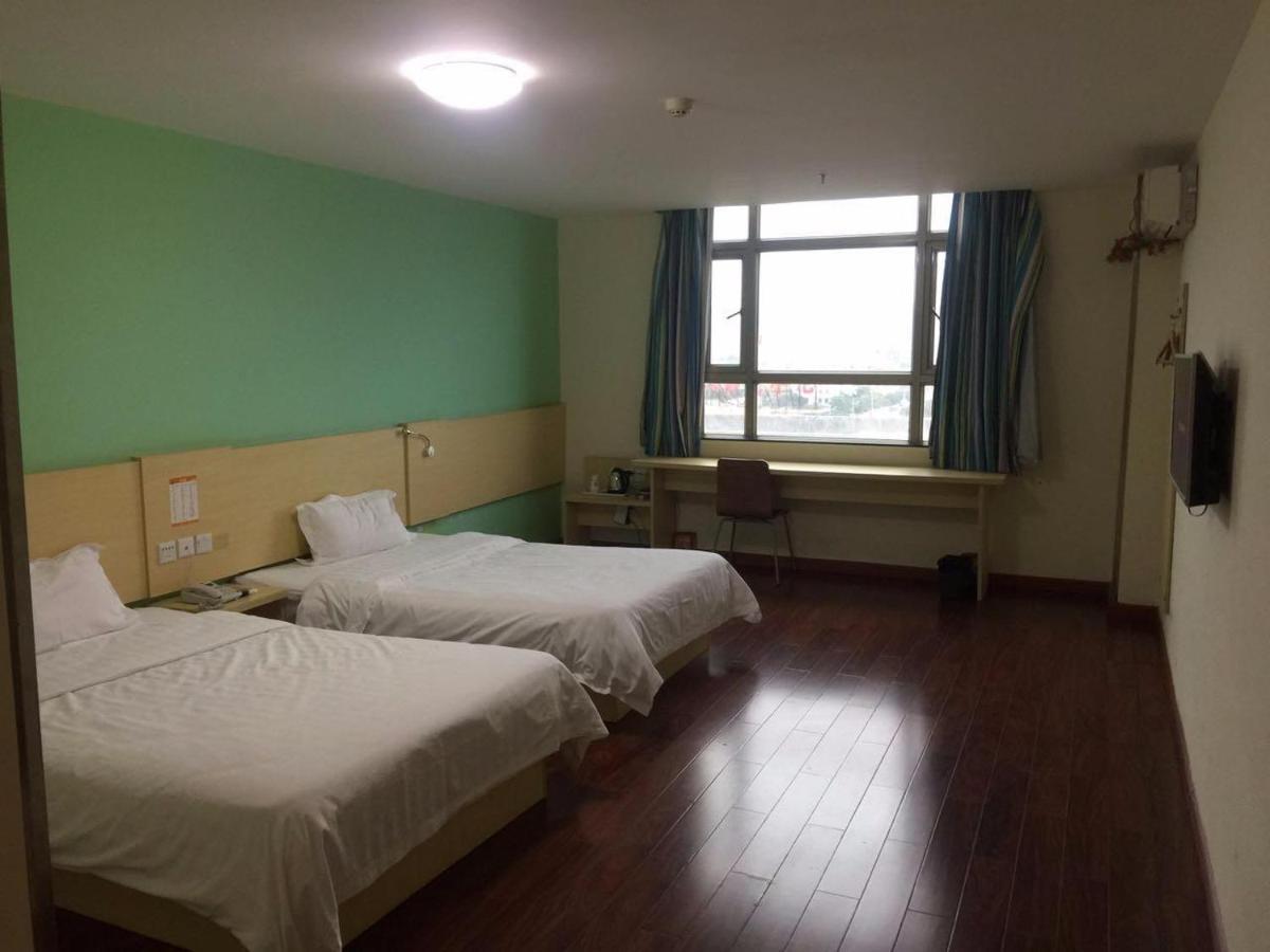 7 Days Inn Yangjiang Xinyue International Studio Kültér fotó